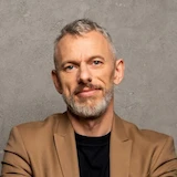 Carlos R.